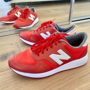New Balance Snickers 9.5 Female